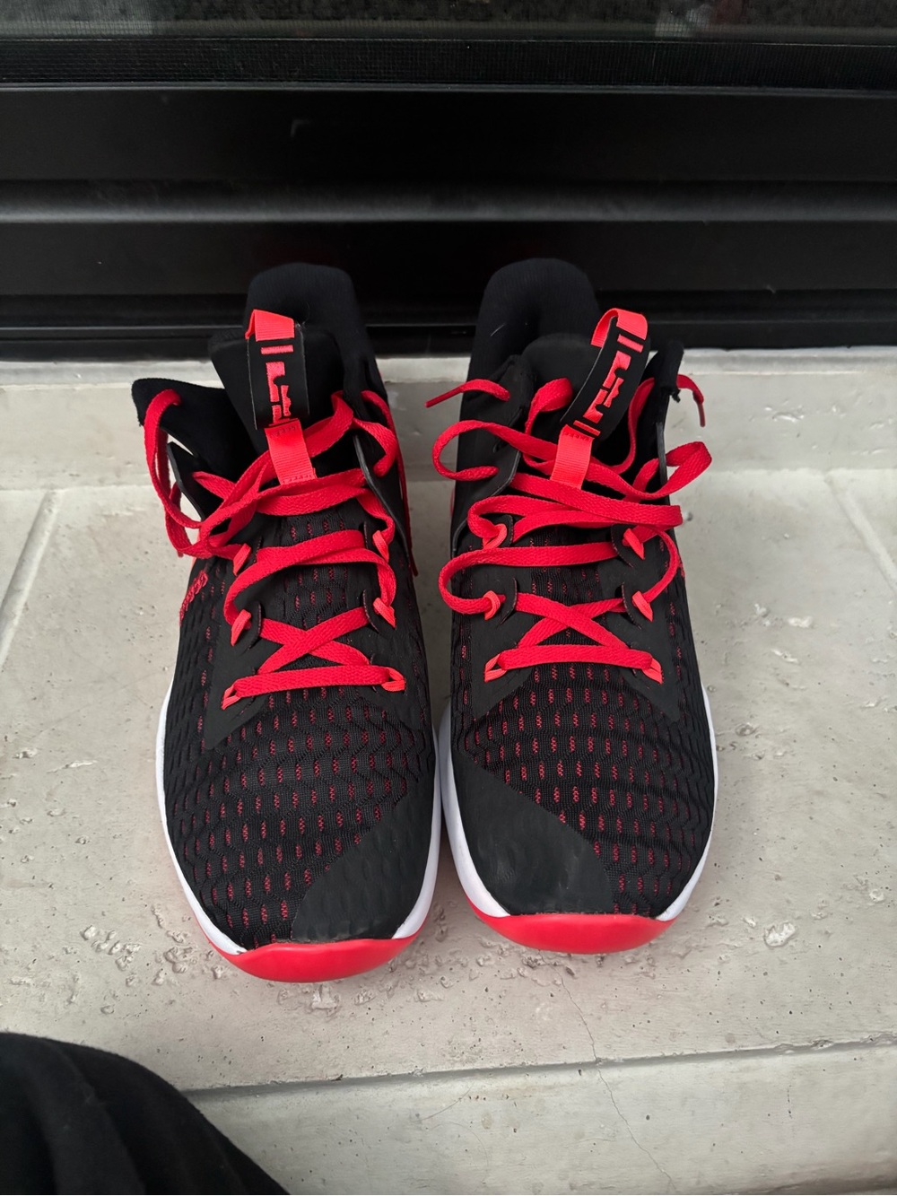 Nike Black and Red Men's Athletic Shoes